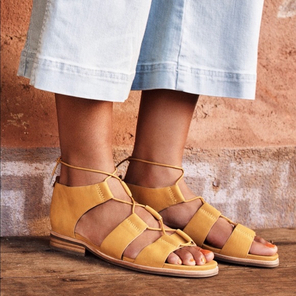 Kenneth Cole Gentle Souls Fina Laceup 
